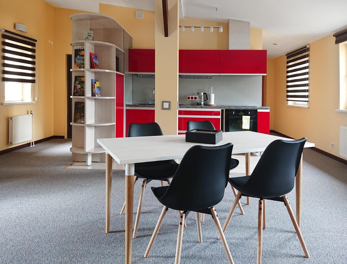 Riga City Center Quiet Apartment With Free Private Parking Eksteriør billede