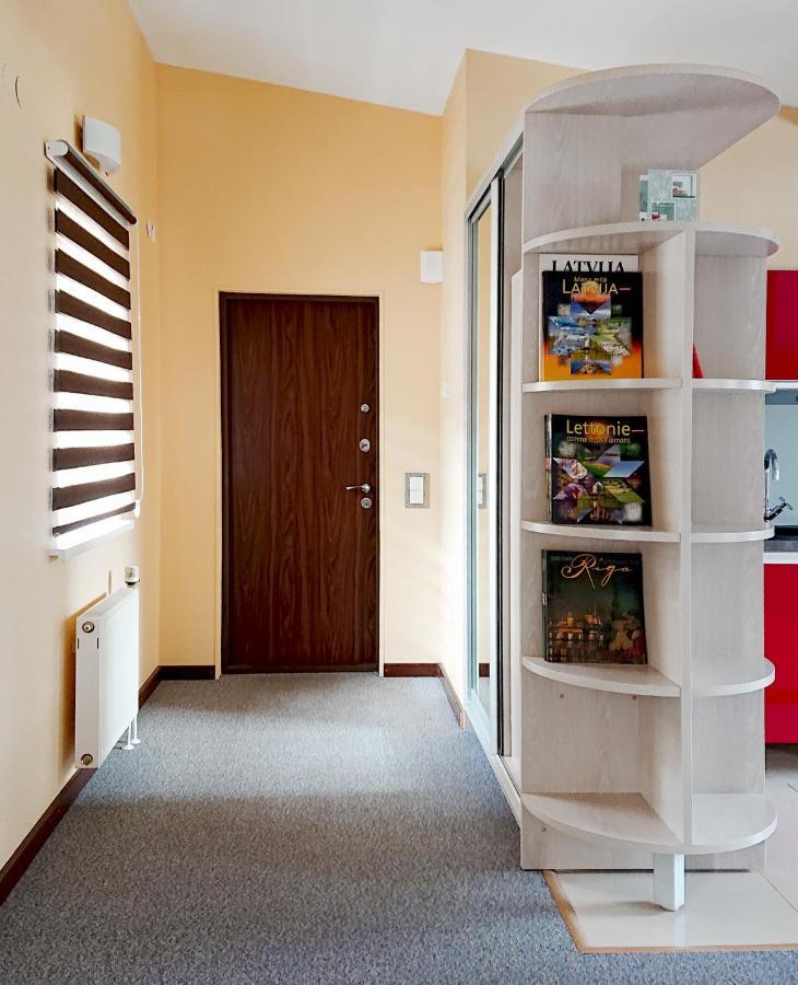 Riga City Center Quiet Apartment With Free Private Parking Eksteriør billede